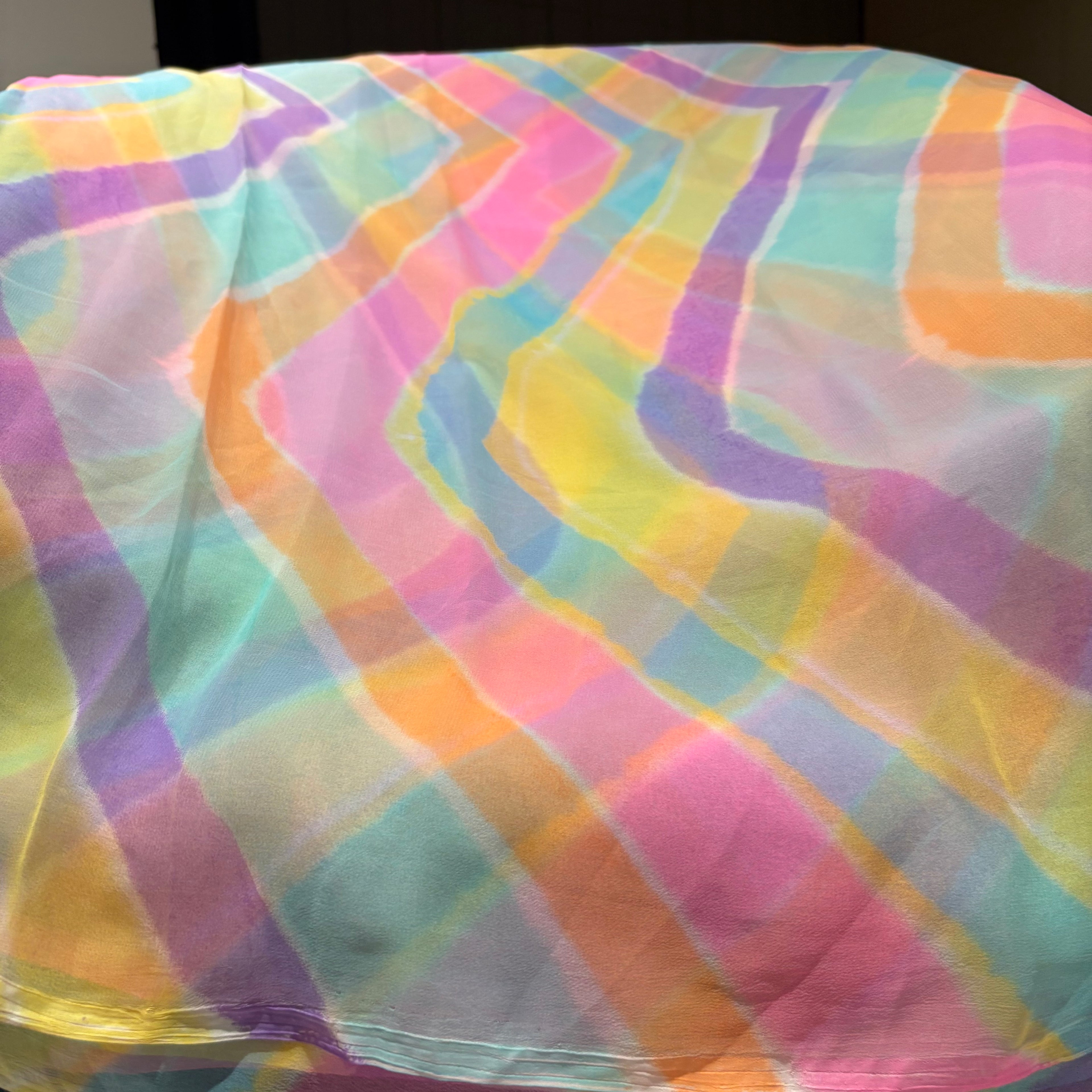 Samdhar leheriya saree