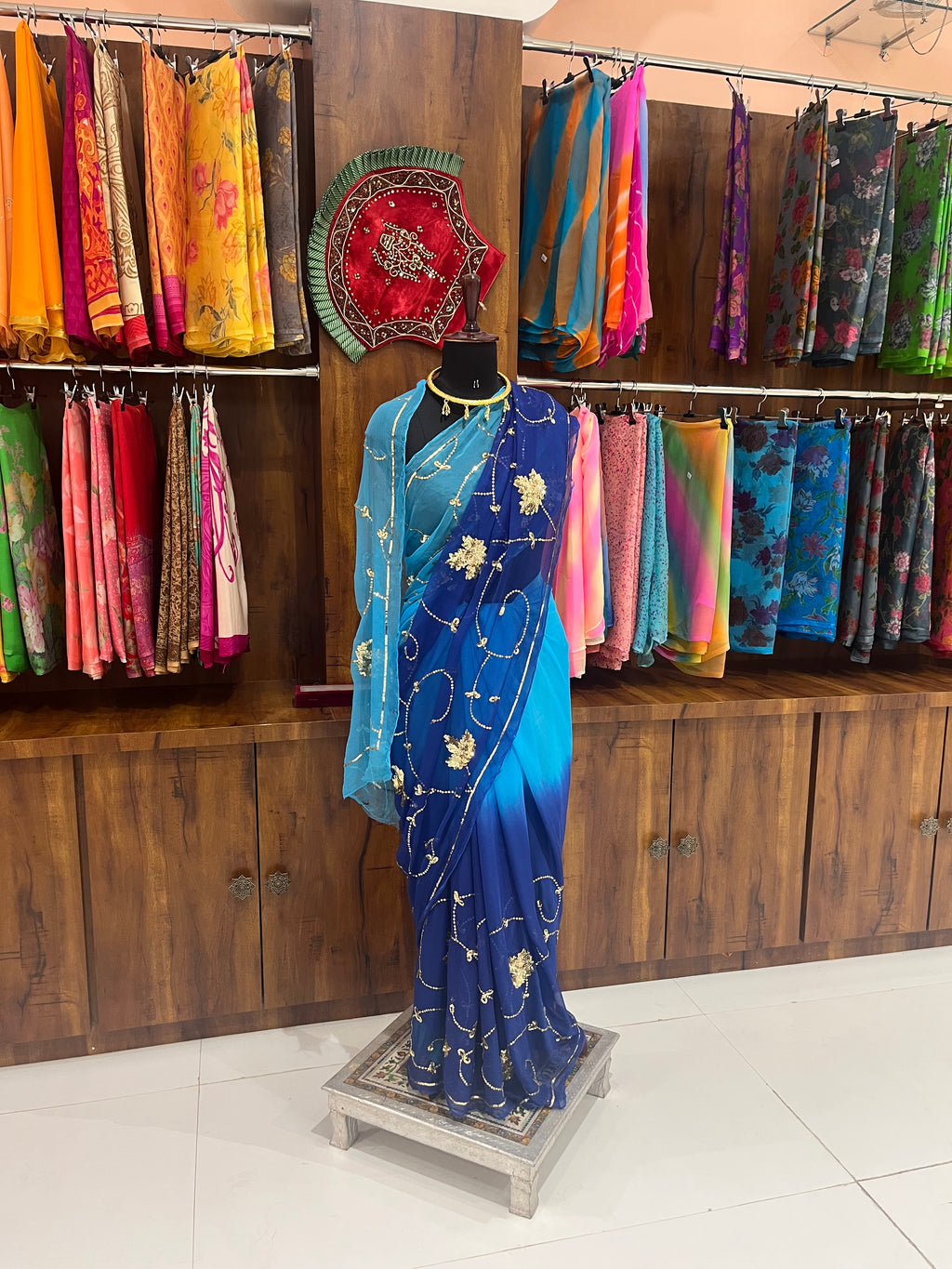 Neel Samdhar Saree
